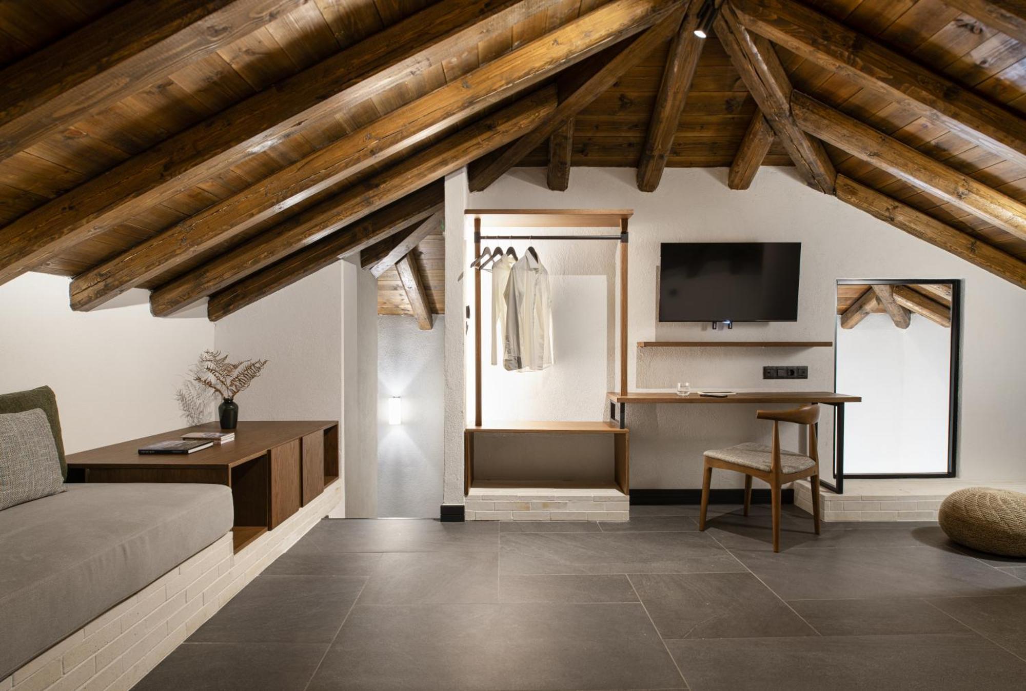 Unedo All Seasons Boutique Hotel パライオス・パンテレイモン エクステリア 写真