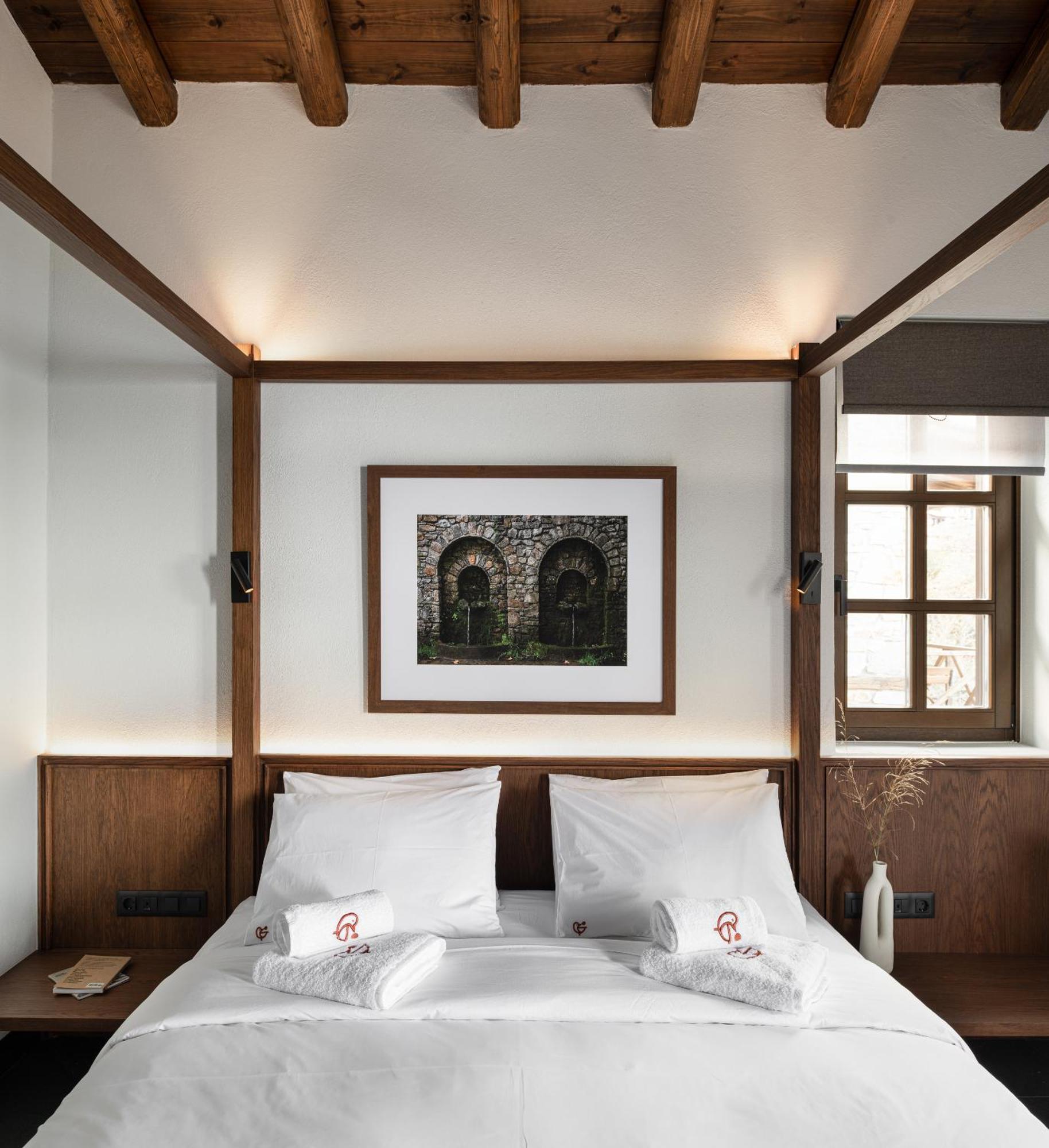 Unedo All Seasons Boutique Hotel パライオス・パンテレイモン エクステリア 写真